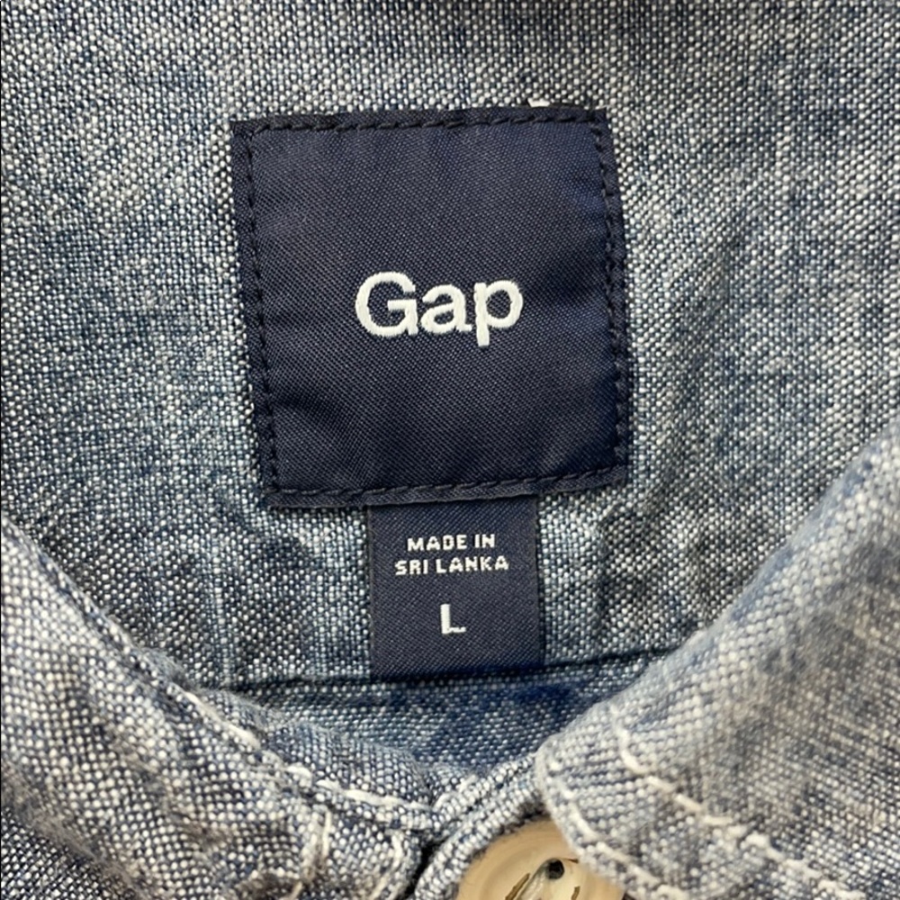 Men’s Gap Button Down - image 4
